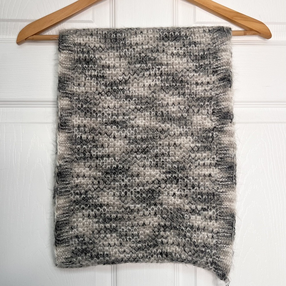 BCBGeneration Knit Winter Scarf Infinity Loop Grey White Black One Size Cozy